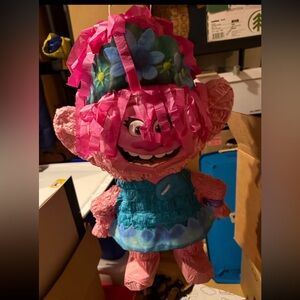 Trolls piñata